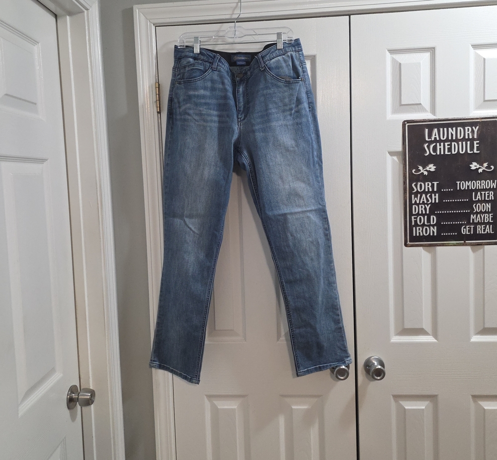 Democracy Straight-Leg Light Blue Women’s Jeans